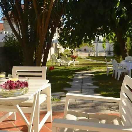 Villa Casa La Vina, *