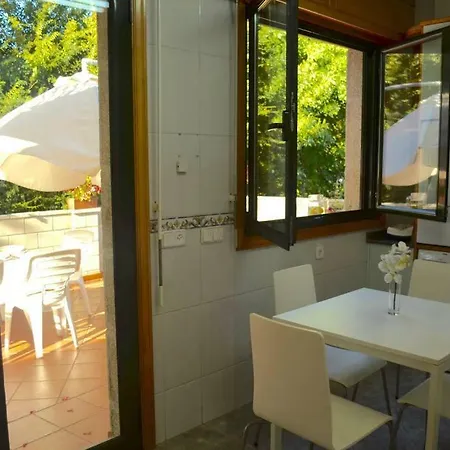 Casa La Vina, * Vigo