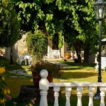 Casa La Vina, Villa *